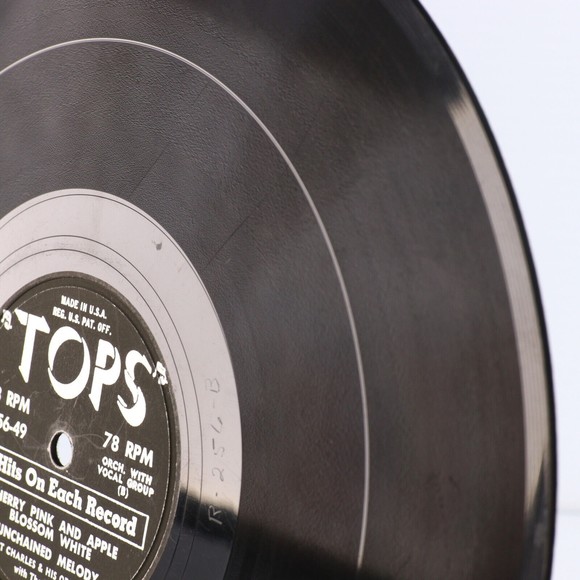 Gayle Lark/Nat Charles Two Hearts (Two Kisses)/Cherry Pink 78 rpm Record R256-49 - Picture 12 of 12